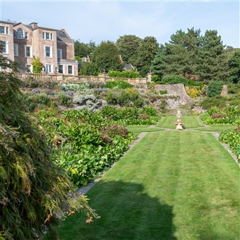 Historic Houses and Gardens of Lincolnshire 