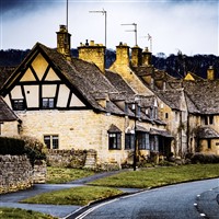 Charm of the Cotswolds & Warwick Castle