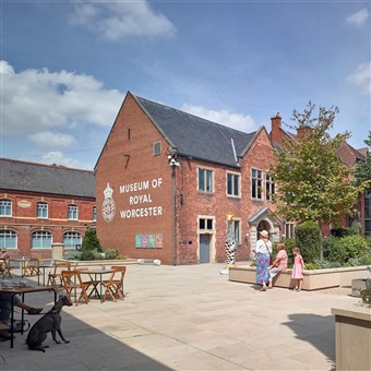 VIP Worcestershire's Winsome Wonderland