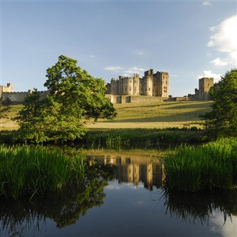 Northumberlands Castles, Coast & Roman Ruins