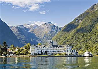 Norway - Fjords, Glaciers, Lakes & Mountains 