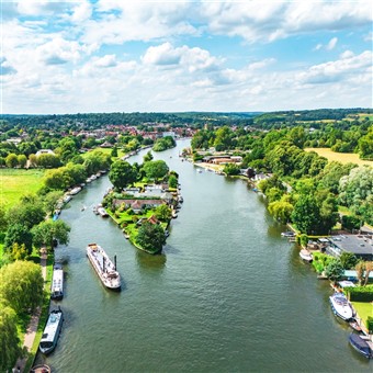 Suffolk & Essex Cruise Coast and Gardens 